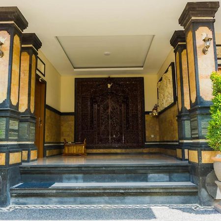 Hotel Cakra House Denpasar Zewnętrze zdjęcie