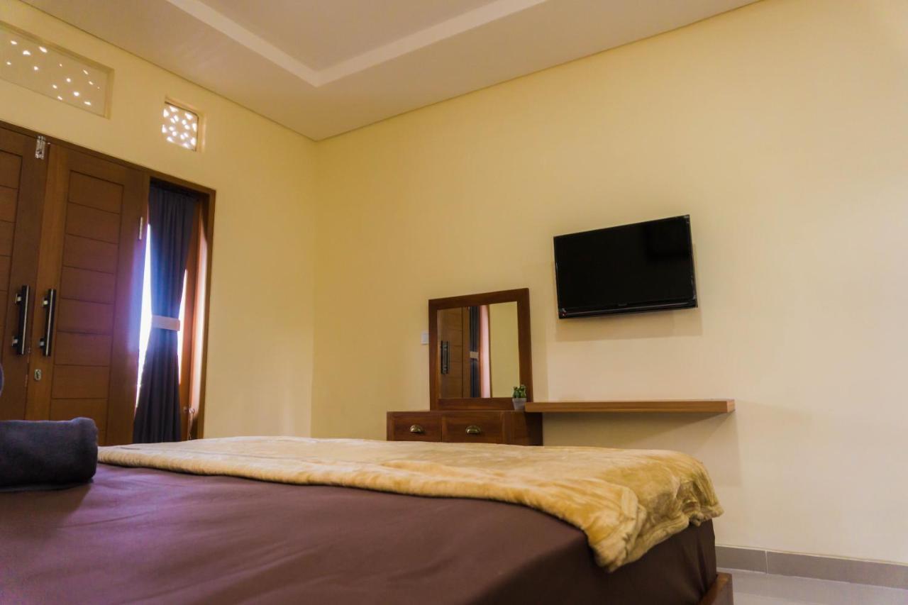 Hotel Cakra House Denpasar Zewnętrze zdjęcie
